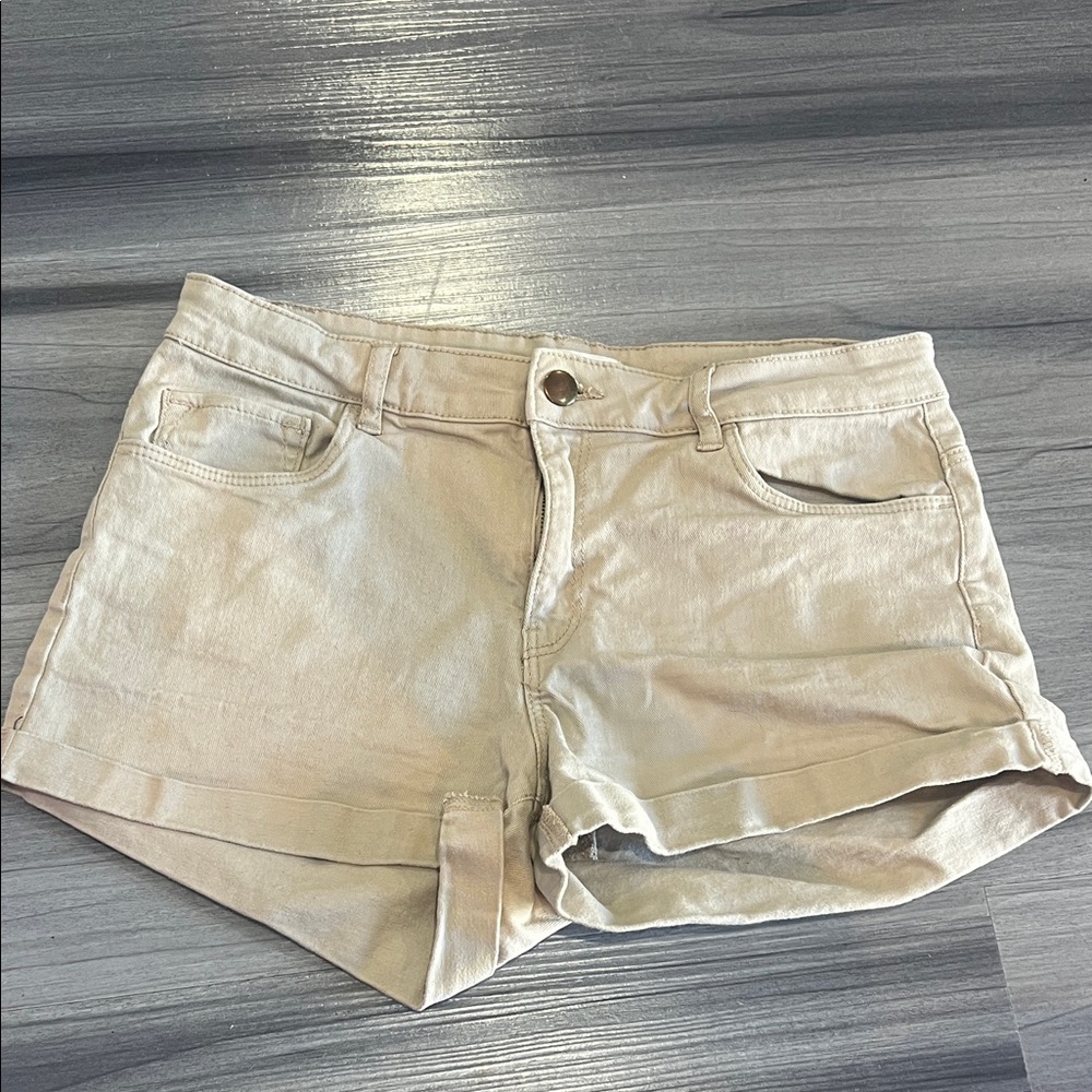 H&M Women's Tan Shorts